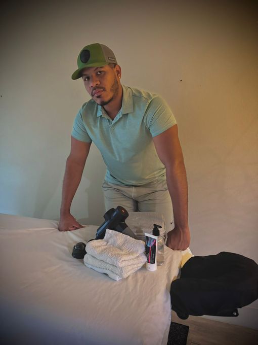 Jose — massage therapist in Dallas, TX