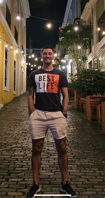Alejandro — massage therapist in Miami Beach, FL