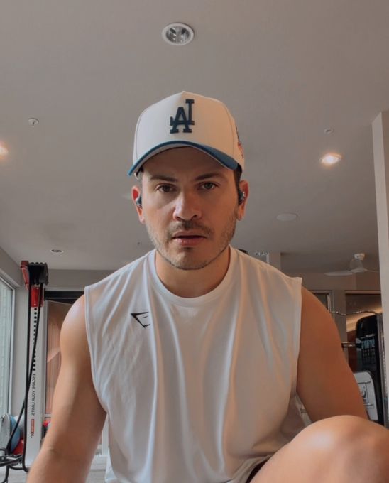 Carlos — massage therapist in San Antonio, TX
