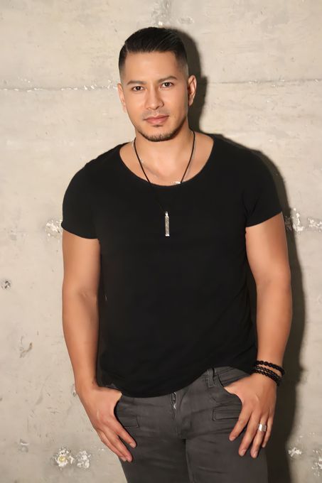 Johnny — massage therapist in Fresno, CA