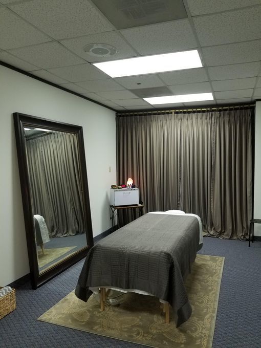 Hector — massage therapist in Carrollton, TX