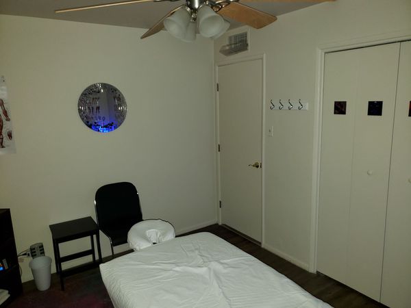 Charles — massage therapist in Phoenix, AZ