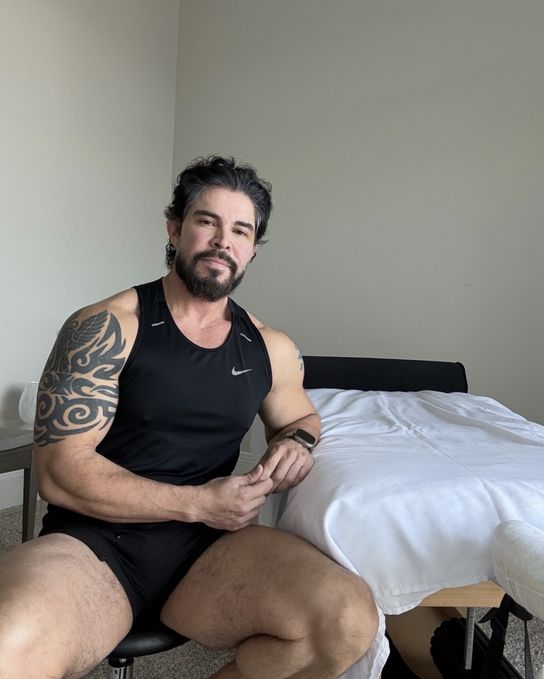 Miguel — massage therapist in Dallas, TX