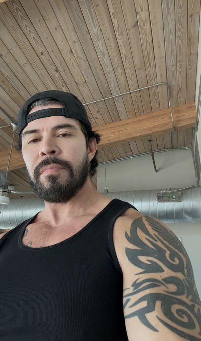 Miguel — massage therapist in Dallas, TX