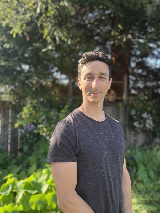 Max — massage therapist in Berkeley, CA