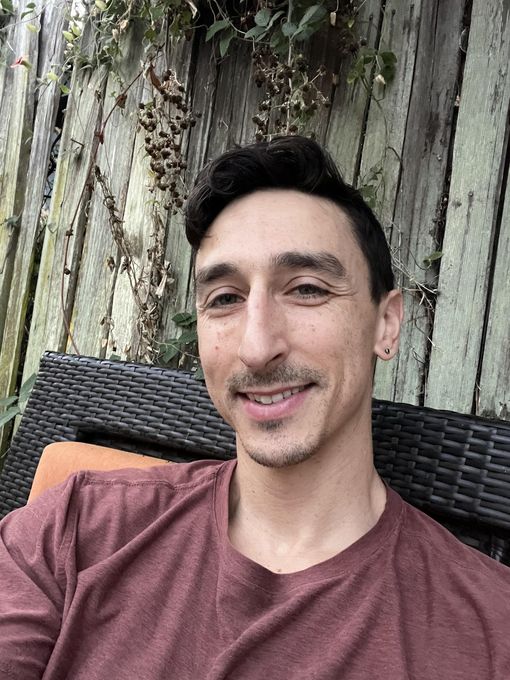 Max — massage therapist in Berkeley, CA