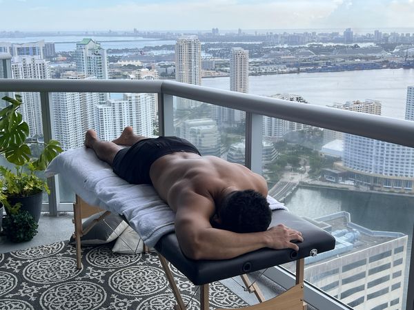 Andr — massage therapist in Miami, FL