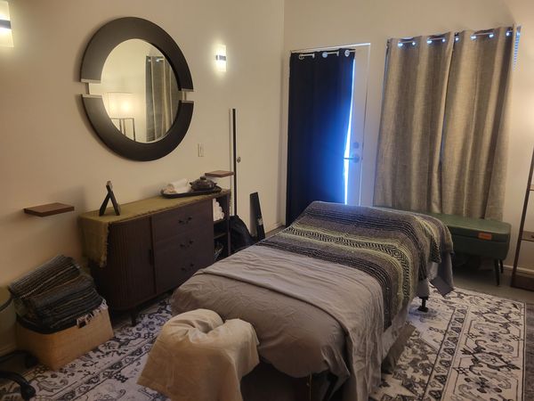 Giovanni — massage therapist in San Francisco, CA