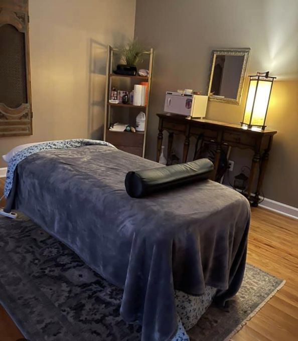 Zach — massage therapist in Los Angeles, CA