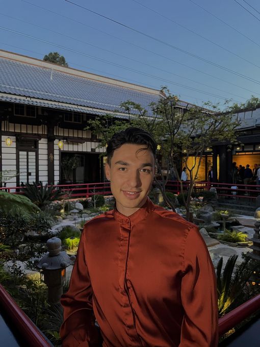 Zach — massage therapist in Los Angeles, CA