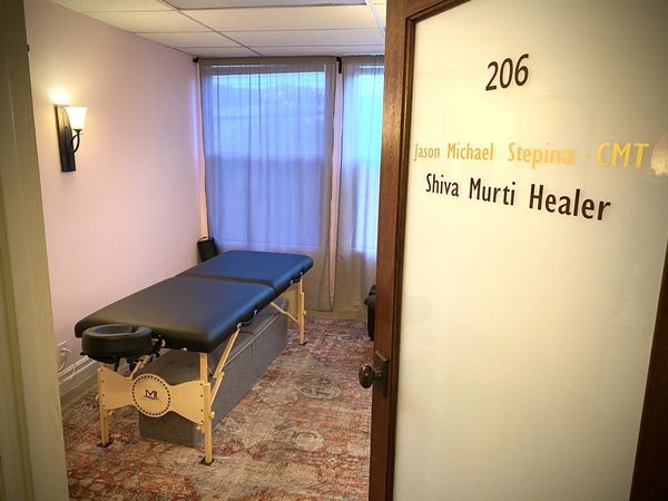 Jason — massage therapist in Los Angeles, CA