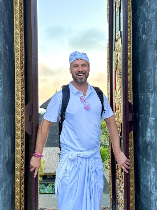 Jason — massage therapist in Los Angeles, CA