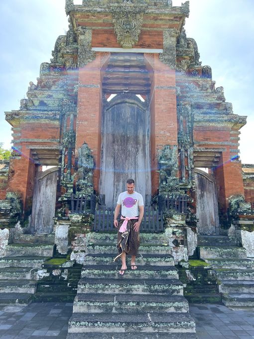Jason — massage therapist in Los Angeles, CA