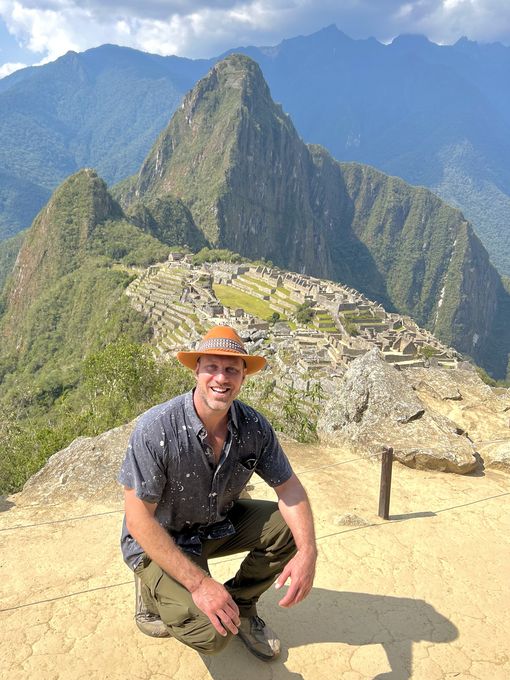 Jason — massage therapist in Los Angeles, CA