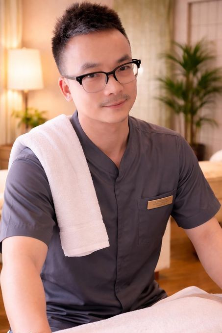 Leon — massage therapist in San Diego, CA