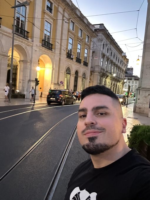 Niko — massage therapist in San Diego, CA