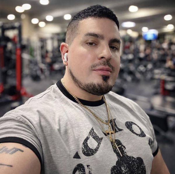 Niko — massage therapist in San Diego, CA