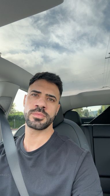 Mario — massage therapist in Los Angeles, CA