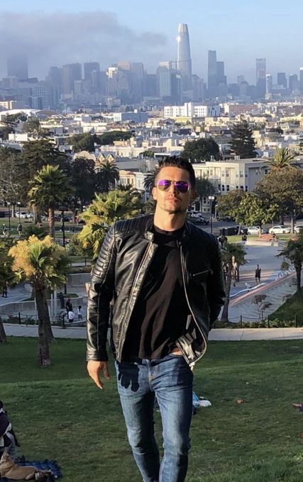 Alex — massage therapist in Los Angeles, CA