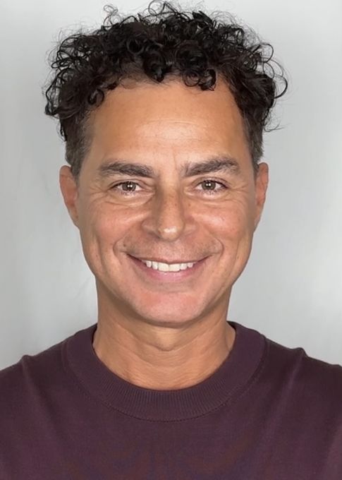 Carlos — massage therapist in Los Angeles, CA