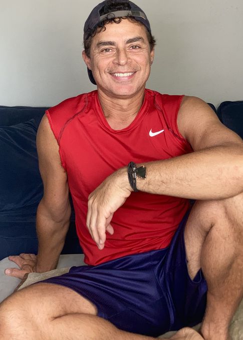 Carlos — massage therapist in Los Angeles, CA