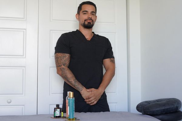 Damian — massage therapist in Miami, FL