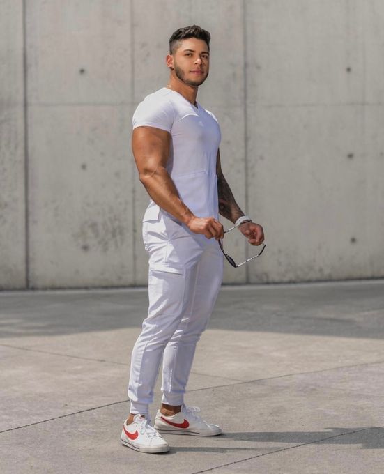 Oscar — massage therapist in Fort Lauderdale, FL