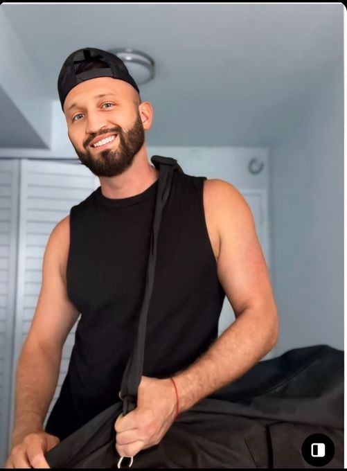 Symon — massage therapist in Fort Lauderdale, FL