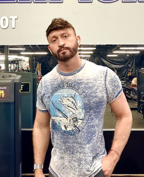 Symon — massage therapist in Fort Lauderdale, FL