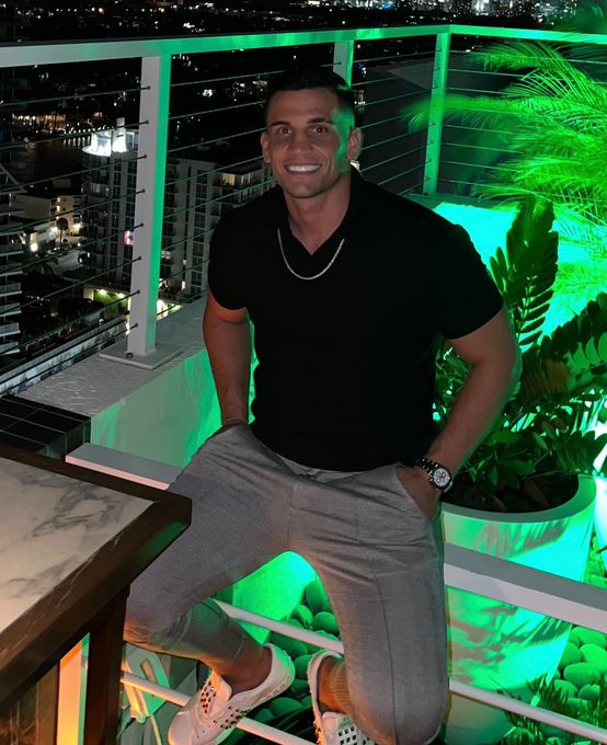 Christopher — massage therapist in Aventura, FL