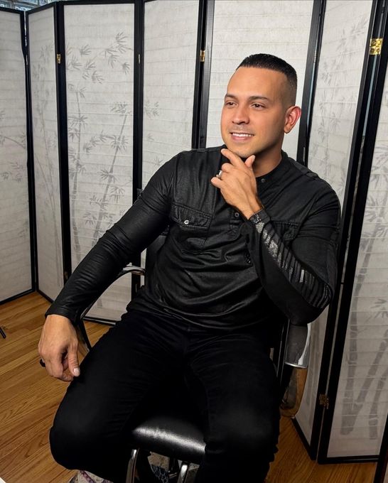 Daniel — massage therapist in Chicago, IL