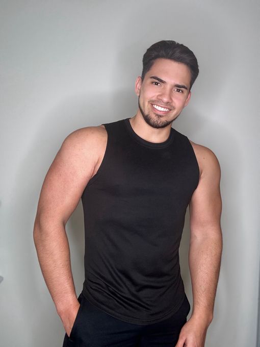King — massage therapist in Miami, FL