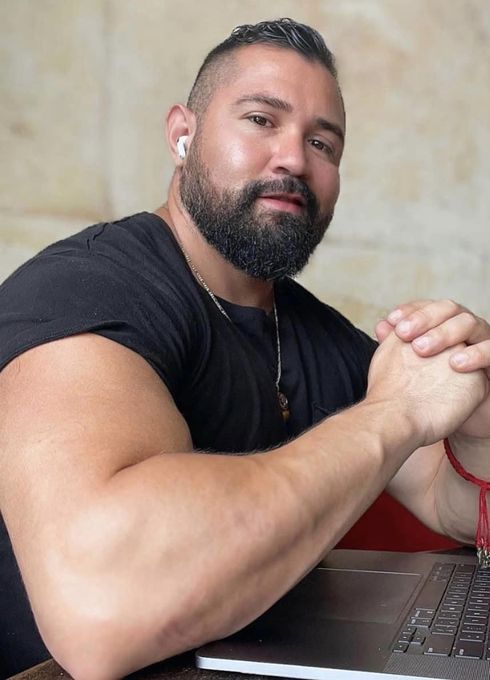 Teddy — massage therapist in San Diego, CA